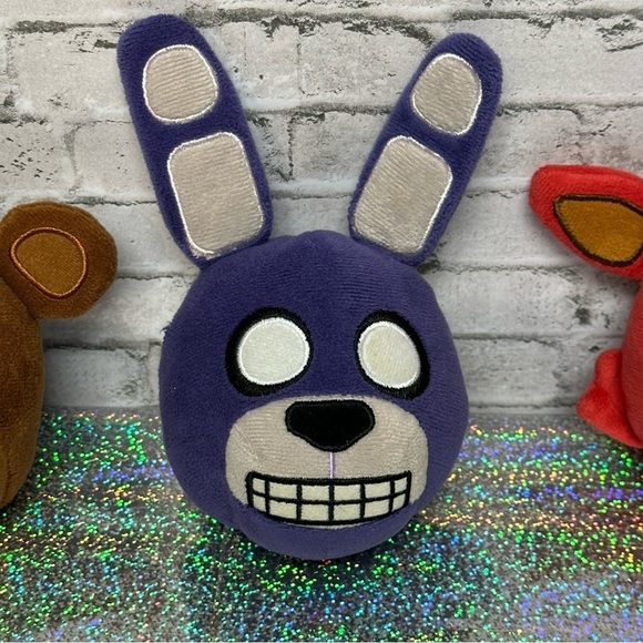 FIVE NIGHTS AT FREDDY'S Plush Lot of 3 Plush Heads 6 in Freddy Bonnie Foxie FNAF - Picture 3 of 11